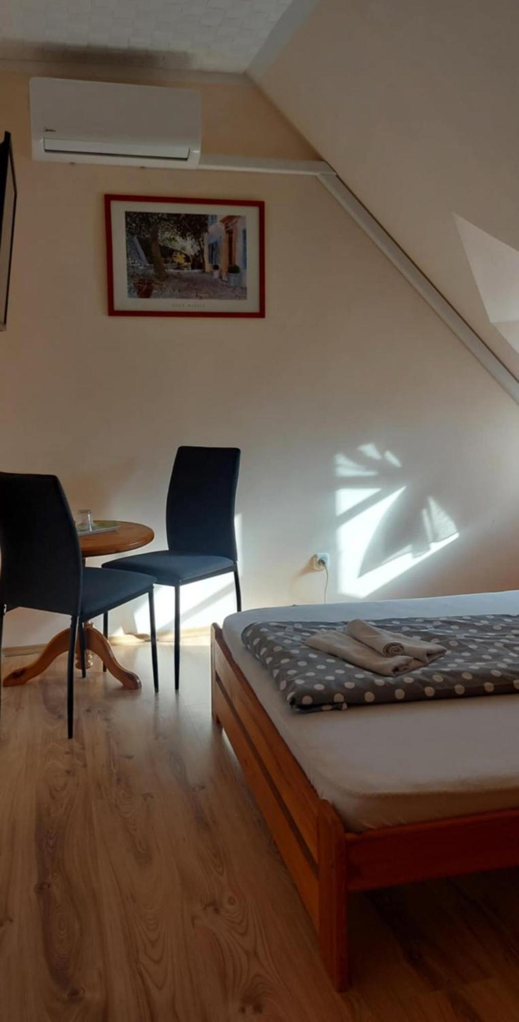 Bed and Breakfast Diana Fogado Кестхей Экстерьер фото