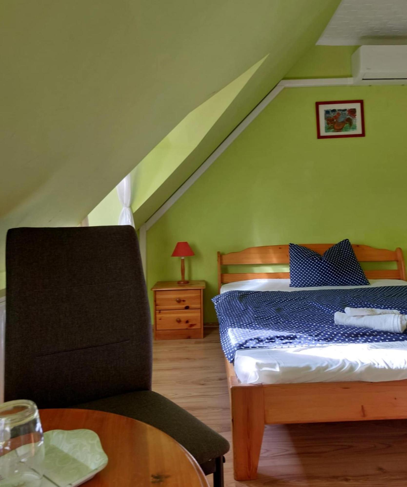 Bed and Breakfast Diana Fogado Кестхей Экстерьер фото